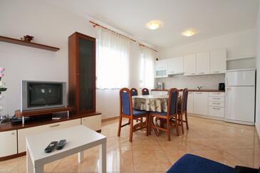 2-Zimmer-Ferienwohnung Porec (A-26344-a(