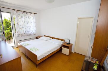 Apartamenty z parkingiem Makarska - 2636