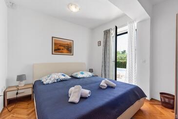 Dom s bazénom pre rodinu Poreč - 26367