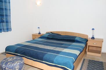 Apartments by the sea Zaostrog, Makarska - 2639