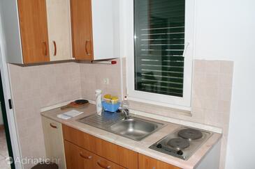 Apartments by the sea Zaostrog, Makarska - 2639
