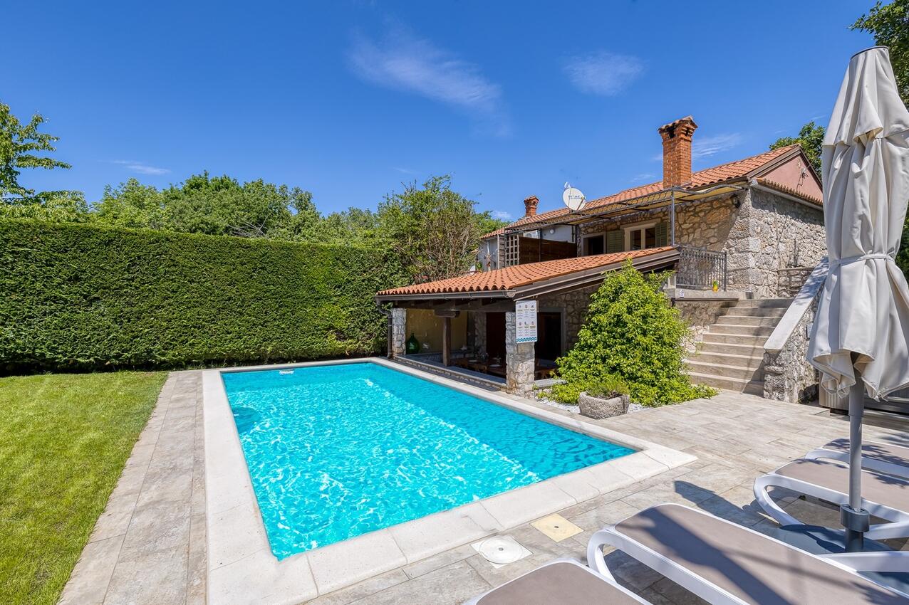 Maison pour la famille avec la piscine Dobrinj, Krk - 26398