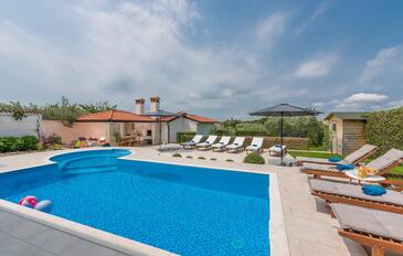 Casa di tre stanze Kanfanar, Istria Centrale - Središnja Istra (K-26404)