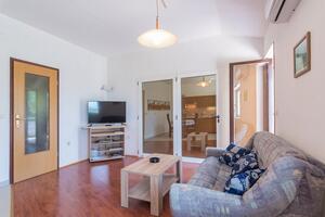 Appartamento di due stanze Parenzo - Poreč (A-26405-b(