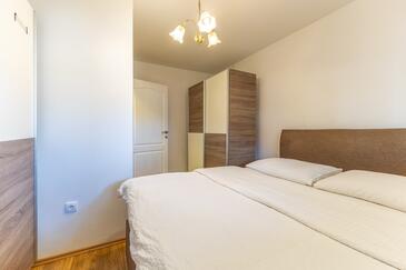 Apartmani s parkingom Poreč - 26406