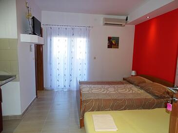 Apartmani s parkingom Promajna, Makarska - 2641