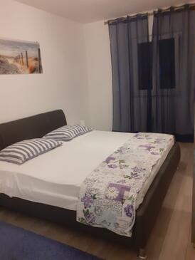 Apartmaji s parkingom Postira, Brač - 26414