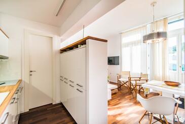 Apartmani s parkingom Opatija - 26416