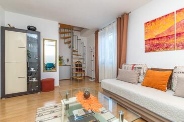 Appartamenti con parcheggio Cosini - Kosinožići, Parenzo - Poreč - 26433