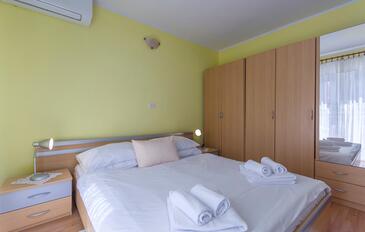 Apartmaji z bazenom Nova Vas, Poreč - 26435