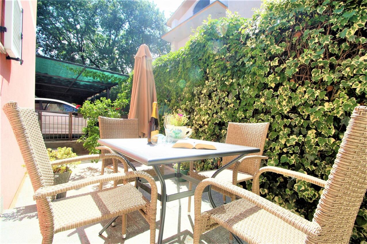 Apartmány s parkovištěm Poreč - 26437