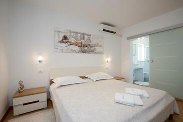 Family friendly house with a swimming pool Sveti Lovreč, Central Istria - Središnja Istra - 26441