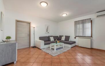 Apartmány s parkovištěm Rožac, Umag - 26451