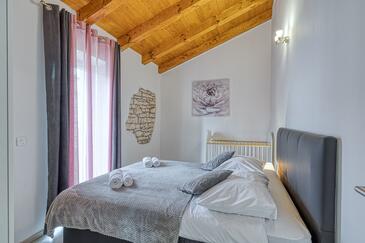 Family friendly house with a swimming pool Rakovci, Central Istria - Središnja Istra - 26453