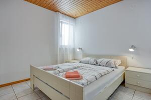 Apartament cu două camere Porec (A-26461-d(