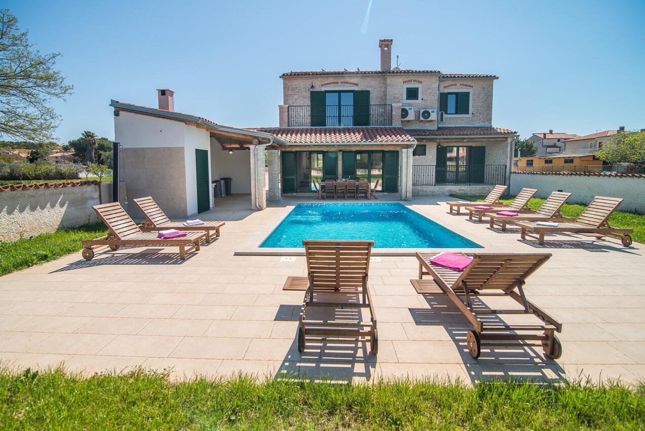 Casa familiar con piscina Pomer (Medulin) - 26468