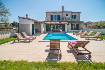Dom rodzinny z basenem Pomer, Medulin - 26468 Adriatic.hr