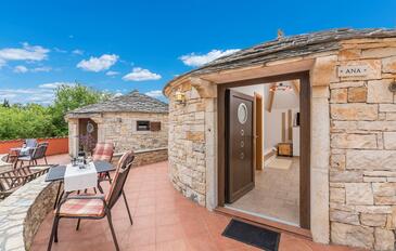 Apartments with WiFi Sveti Lovreč, Central Istria - Središnja Istra - 26469