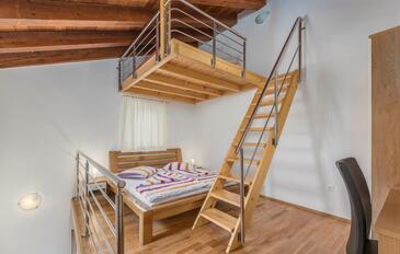 Apartments with WiFi Sveti Lovreč, Central Istria - Središnja Istra - 26469