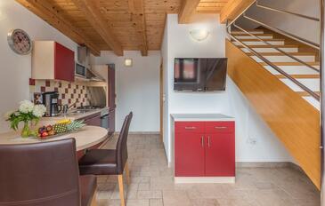 Apartments with WiFi Sveti Lovreč, Central Istria - Središnja Istra - 26469