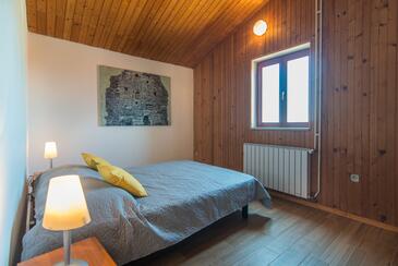 Apartments for families with children Pula - 26472