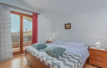 Ferienwohnungen mit Parkplatz Funtana, Porec - 26478