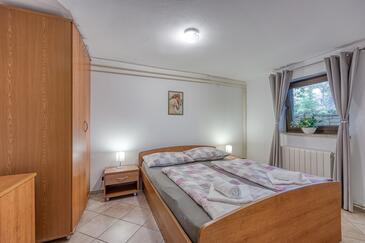Apartments with WiFi Poreč - 26508