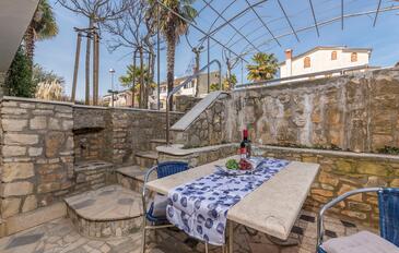 Apartments with WiFi Poreč - 26508
