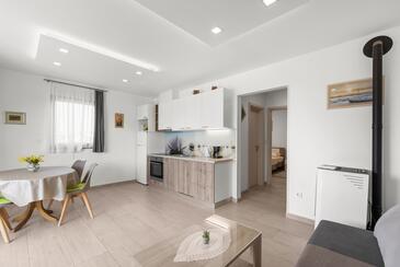 Apartmaji z internetom Poreč - 26518