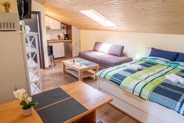 Apartments with WiFi Kaštelir, Central Istria - Središnja Istra - 26520