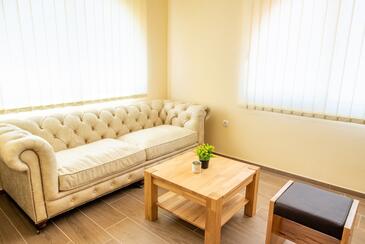 Four-bedroom apartment Kaštelir, Central Istria - Središnja Istra (A-26520-e(