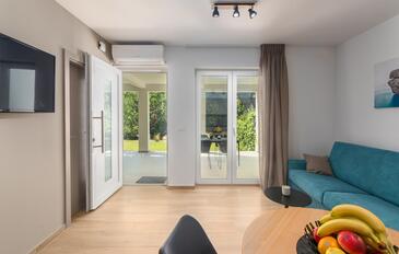 One bedroom apartment Poreč (A-26525-a(