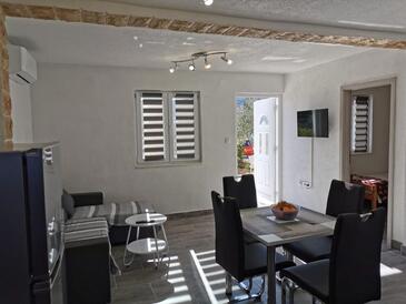 Дом для отдыха у моря Винище - Vinišće, Трогир - Trogir - 26539