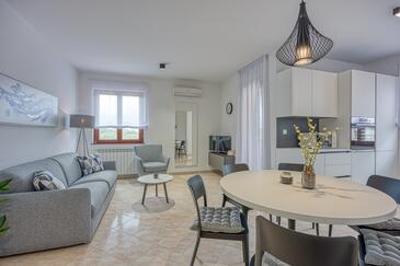 Dwupokojowy apartament Rovinj (A-26543-b)