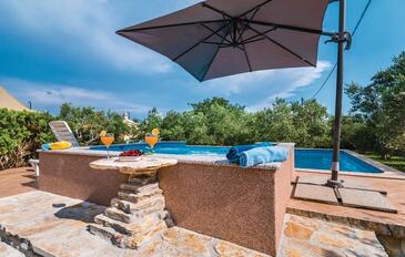 Casa vacanze con piscina Kastel Novi, Castelli - Kaštela - 26550