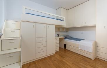 Ferienwohnungen mit Parkplatz Rozac, Umag - 26567