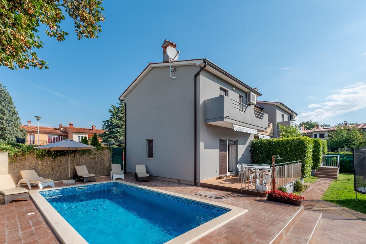 Maison pour la famille avec la piscine Labin - 26569