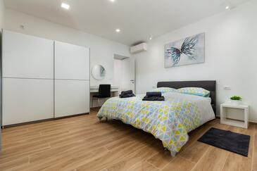 Dom s bazénom pre rodinu Valbandon, Fažana - 26570