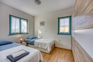Apartmanok családok részére medencével Nova Vas, Porec - 26606