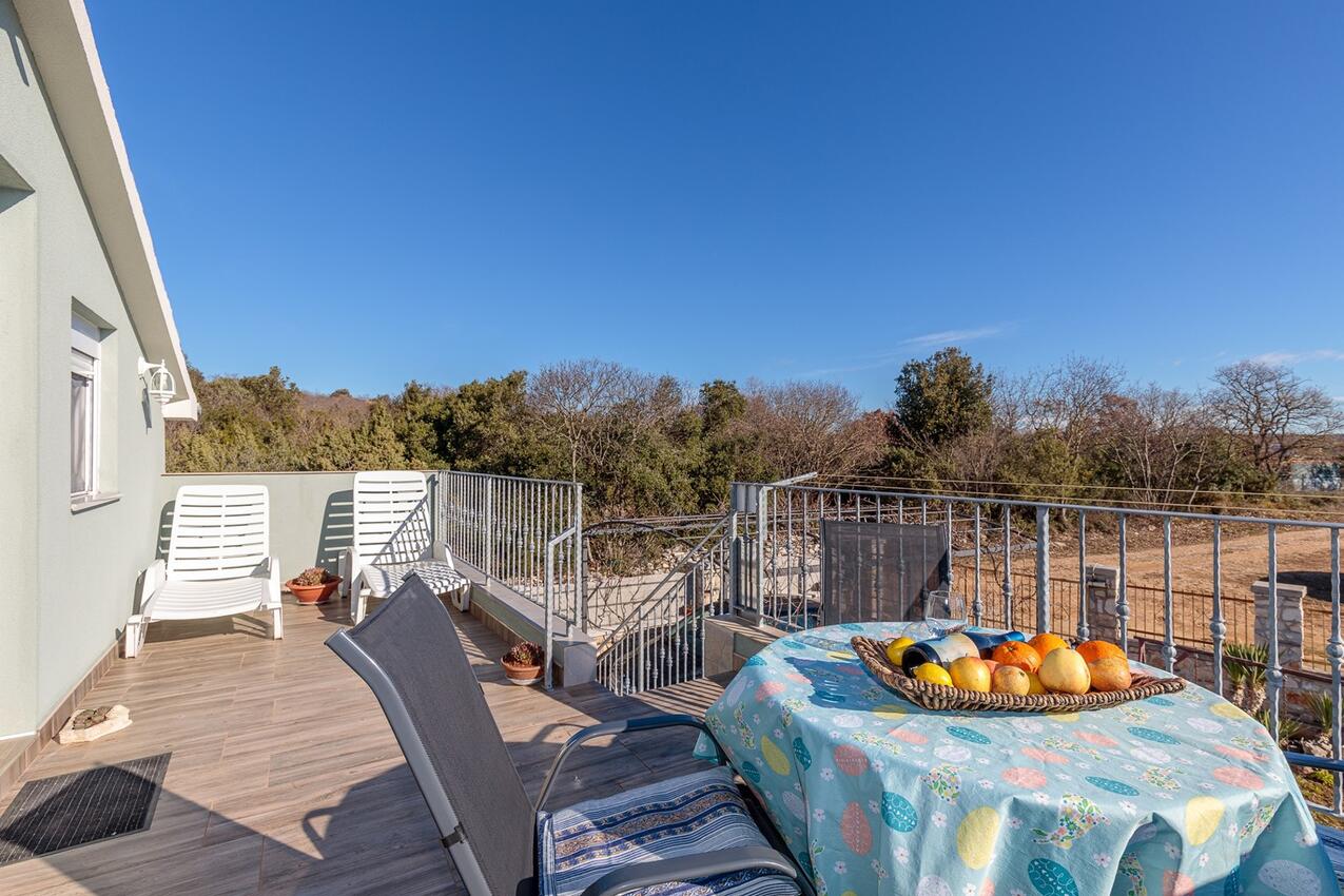 Two bedroom apartment Rovinj (A-26608-b)