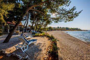 Dom dla rodzin z dziećmi nad morzem Mirca, Brač - 26613 Adriatic.hr