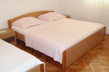 Apartments and rooms by the sea Zaostrog, Makarska - 2662