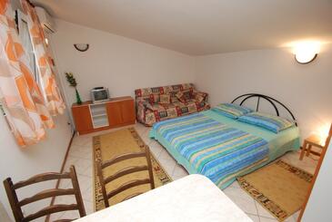 Apartments by the sea Zaostrog, Makarska - 2663