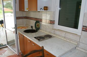 Apartments by the sea Zaostrog, Makarska - 2663