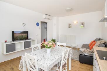 Apartments with parking space Vabriga, Poreč - 26635