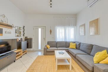 Ferienwohnungen mit Parkplatz Porec - 26654