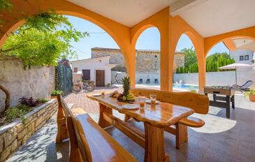 Maison de quatre chambres Skrapi, Sredisnja Istra (K-26664)