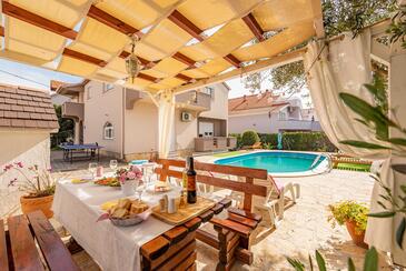 Apartamenty z basenem dla rodzin z dziećmi Zadar - 26669