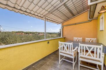 Two bedroom apartment Kaštelir, Central Istria - Središnja Istra (A-26670-c)