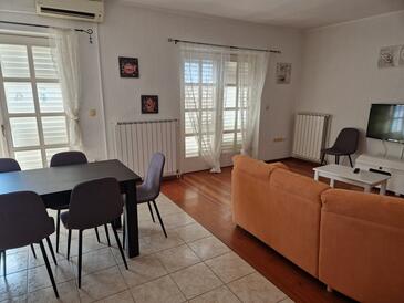 Dvoupokojový apartmán Rab (A-26675-a)